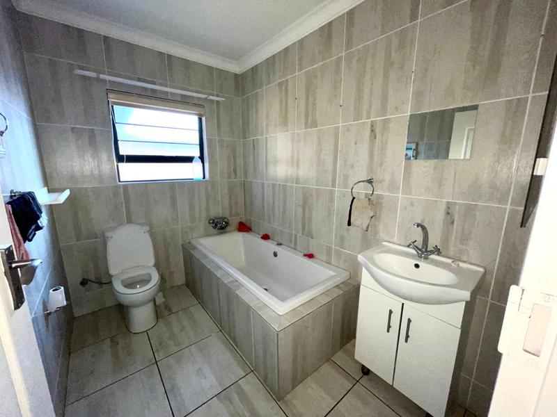 To Let 3 Bedroom Property for Rent in Baillie Park North West